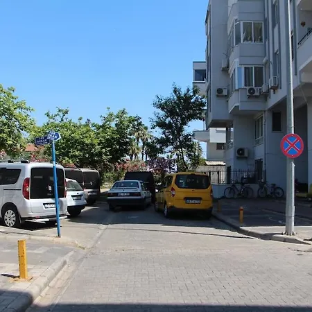 Apartment Centre