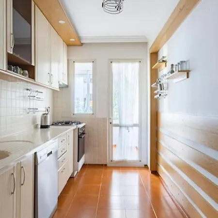 Centre Apartment *