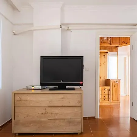 Apartment Centre